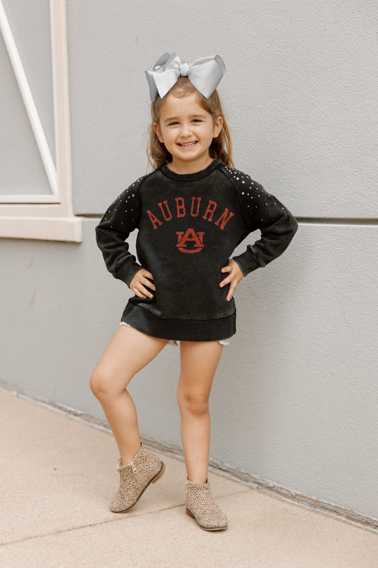 AUBURN TIGERS DON'T BLINK KIDS VINTAGE STUDDED PULLOVER