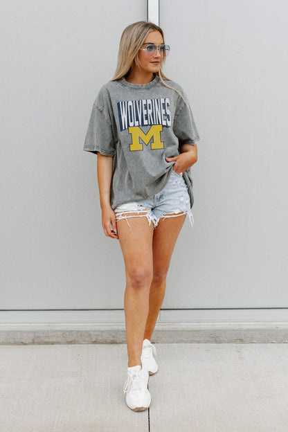 MICHIGAN WOLVERINES SOLID DEFENSE OVERSIZED CREWNECK TEE