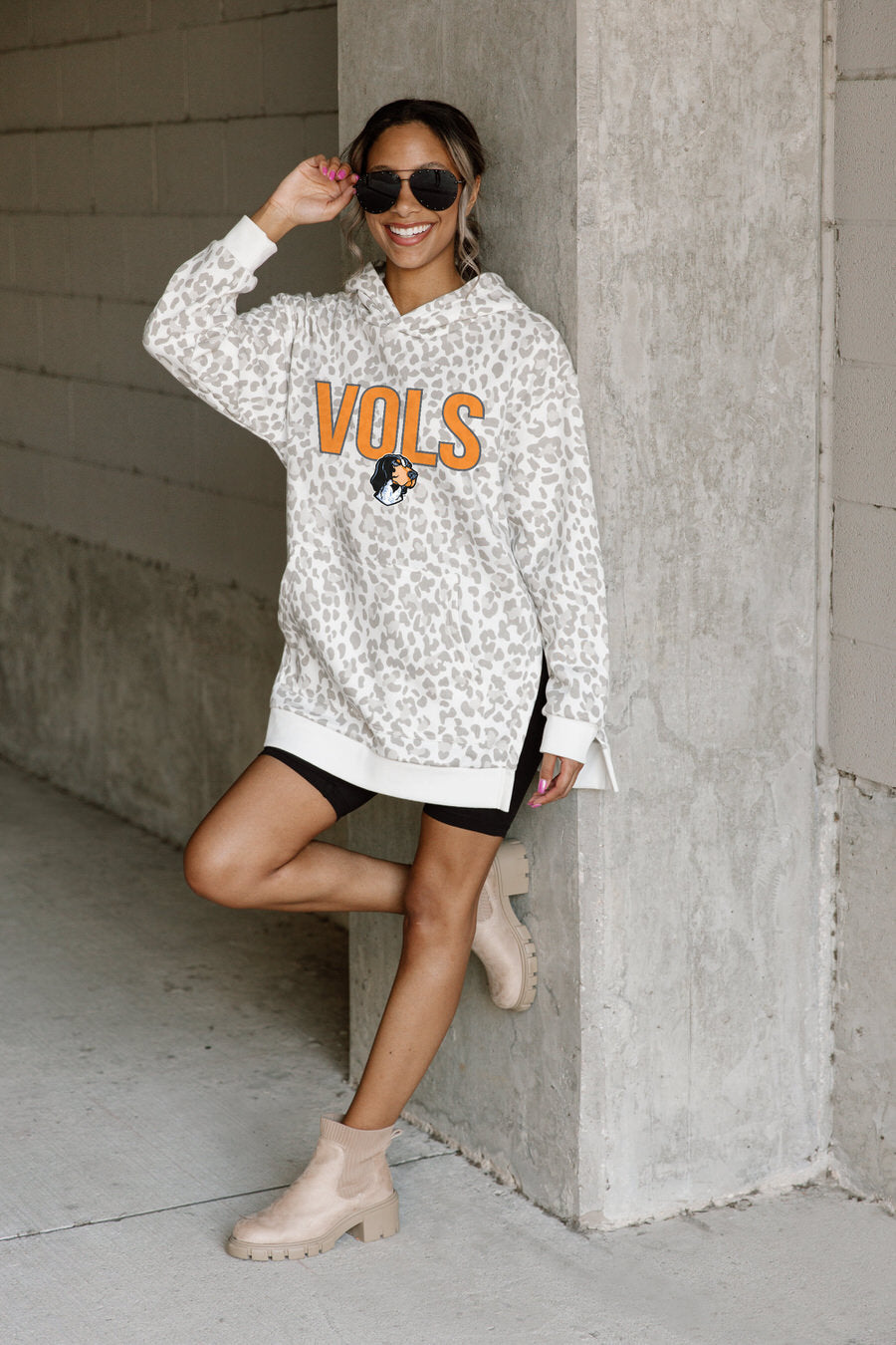 TENNESSEE VOLUNTEERS FIERCE FAN SIDE SPLIT LEOPARD HOODIE